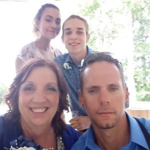 Meet your Posher, Dennis